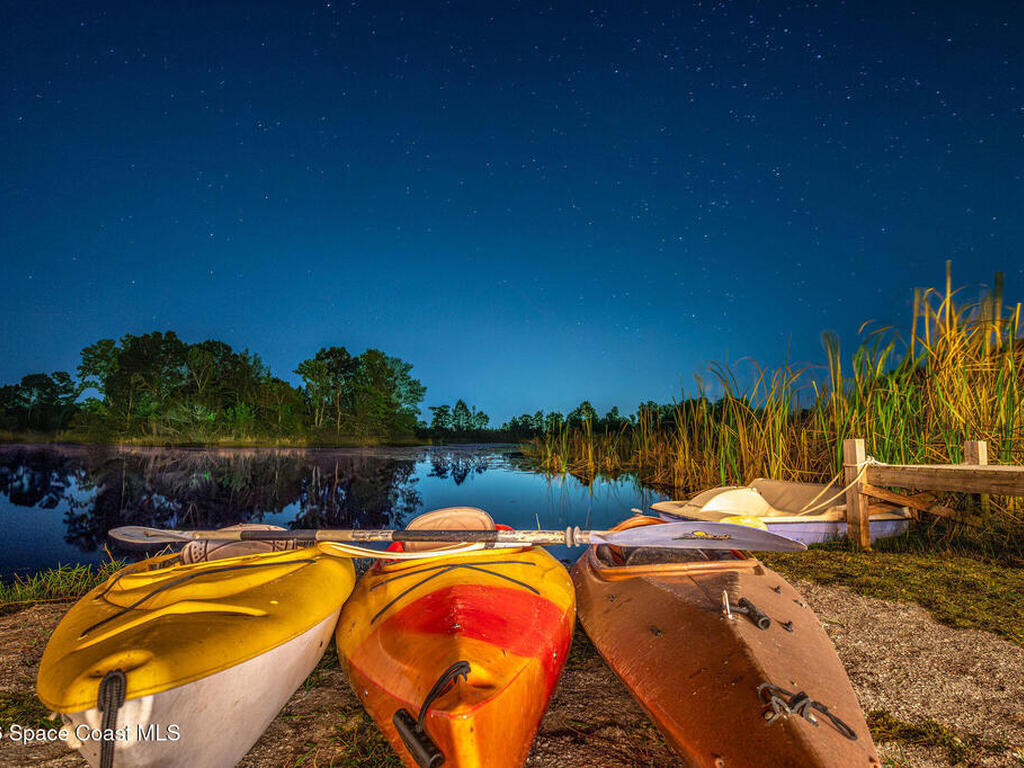 4160 Hidden Lakes Drive, Mims, FL 32754