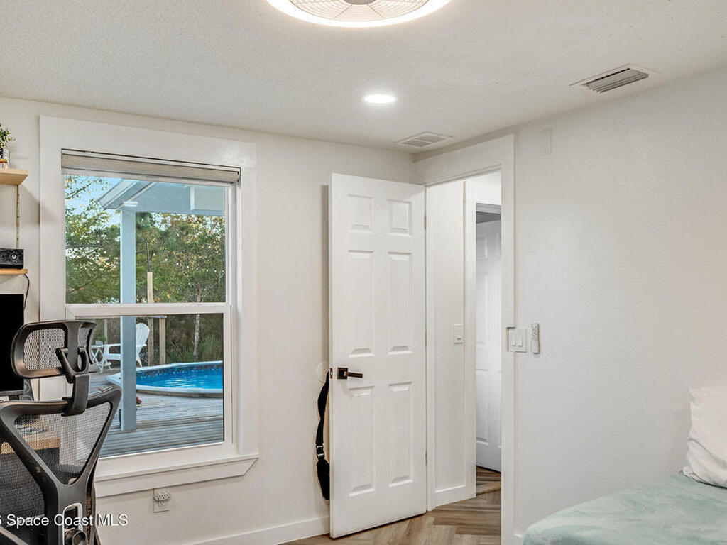 4160 Hidden Lakes Drive, Mims, FL 32754