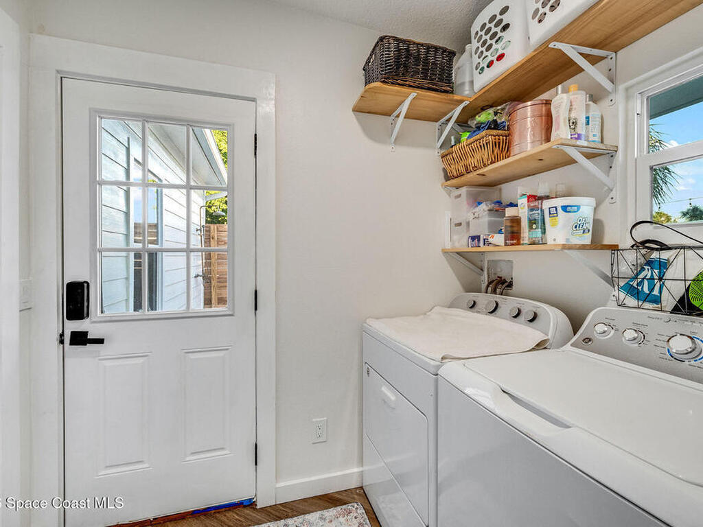 4160 Hidden Lakes Drive, Mims, FL 32754