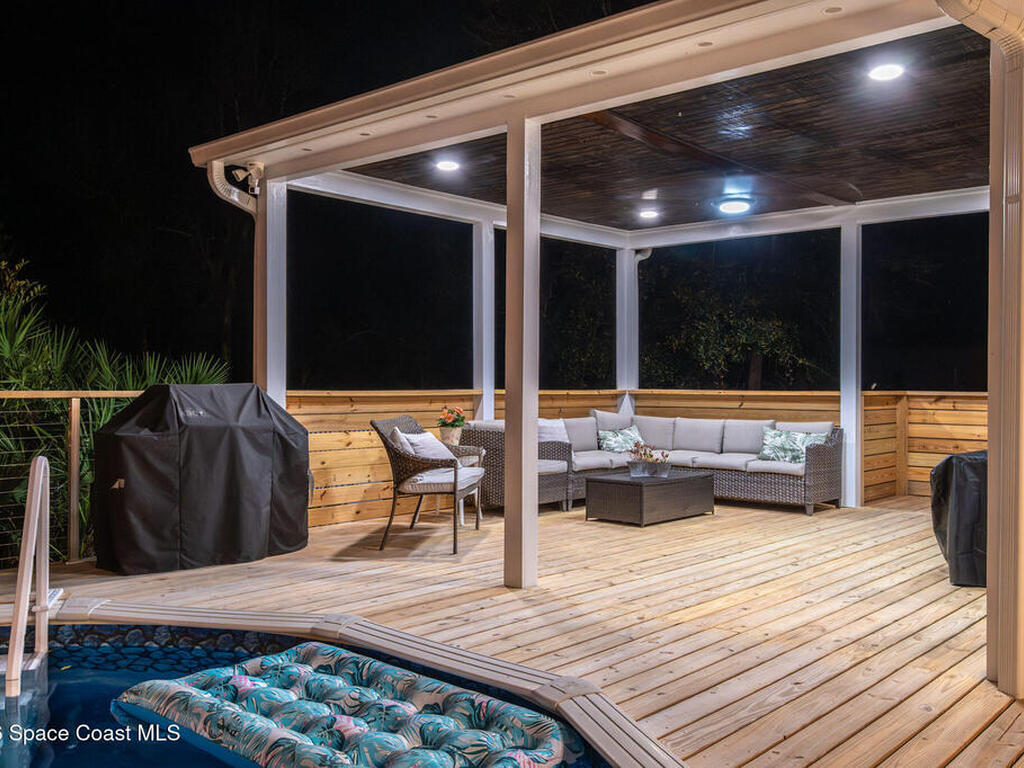 4160 Hidden Lakes Drive, Mims, FL 32754