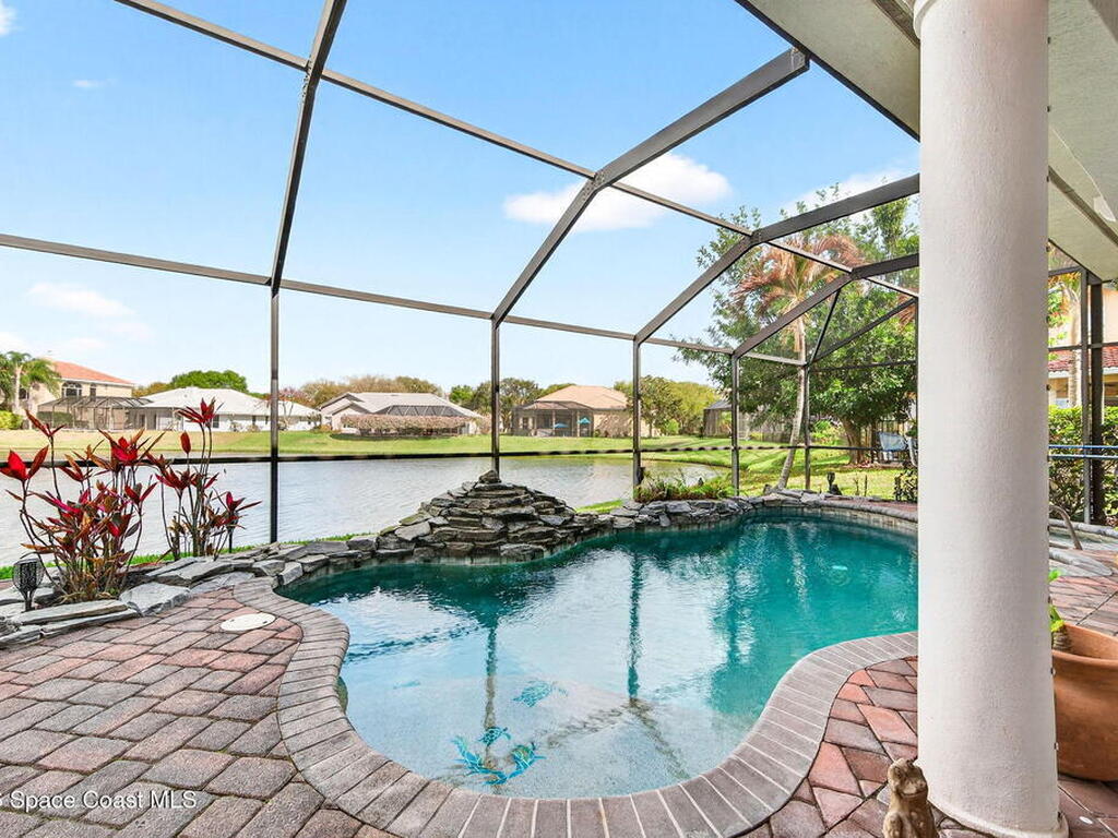 340 Newport Drive, Indialantic, FL 32903