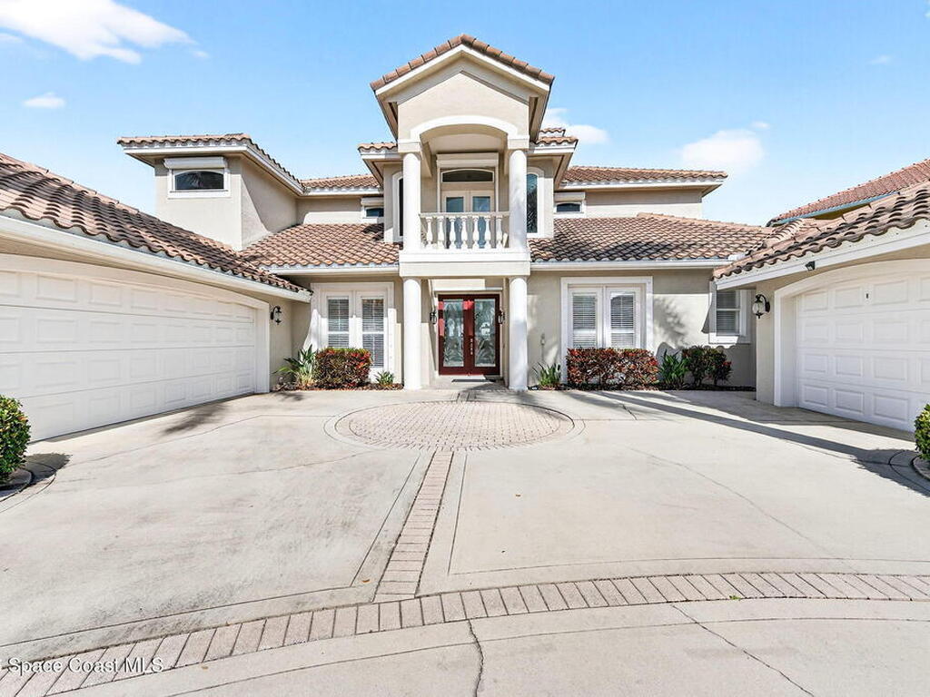 340 Newport Drive, Indialantic, FL 32903