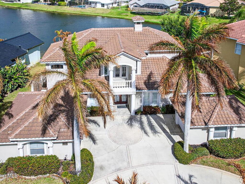 340 Newport Drive, Indialantic, FL 32903