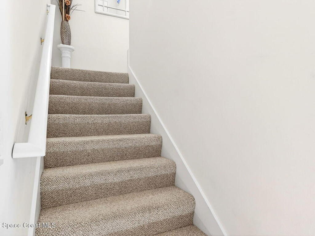 340 Newport Drive, Indialantic, FL 32903