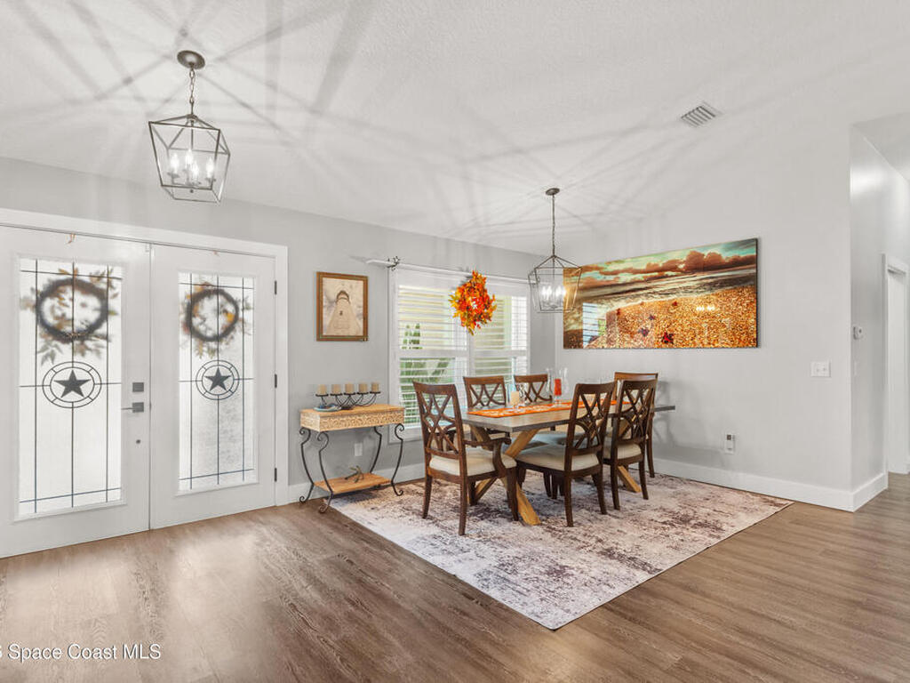 615 19th Street, Vero Beach, FL 32962