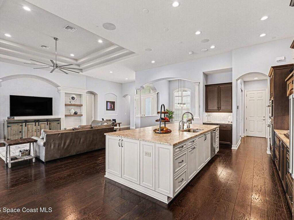 2882 Emeldi Lane, Melbourne, FL 32940