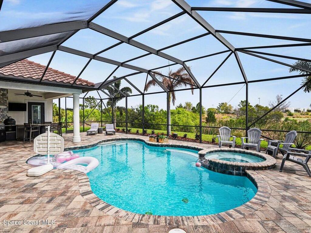 2882 Emeldi Lane, Melbourne, FL 32940