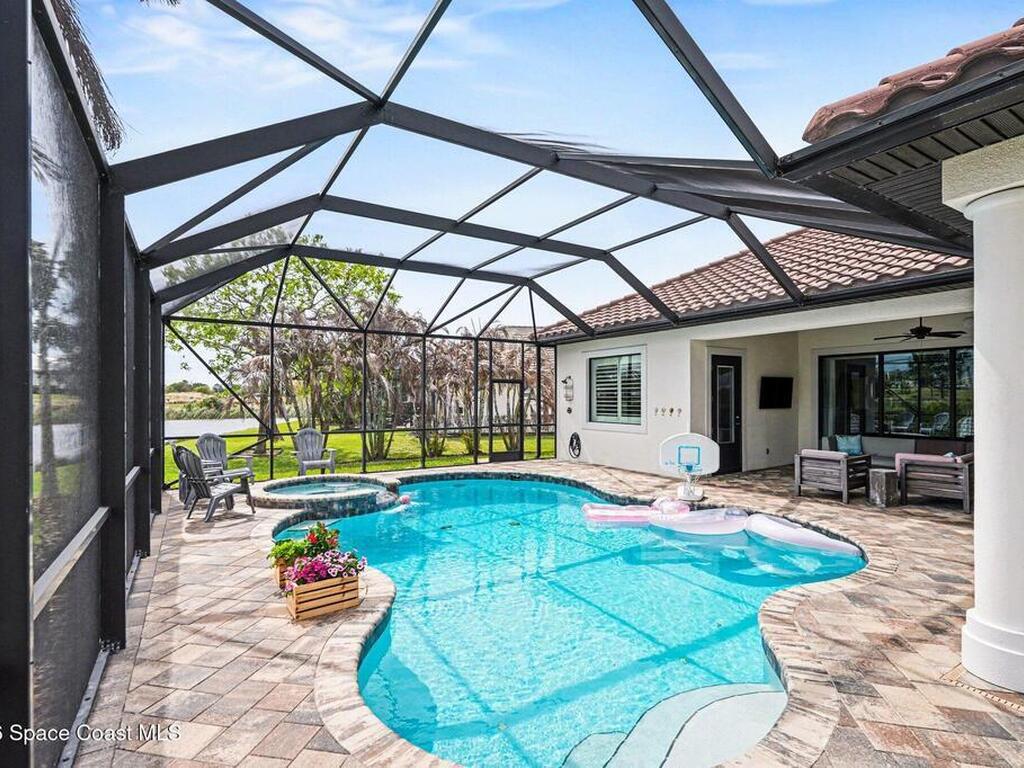 2882 Emeldi Lane, Melbourne, FL 32940