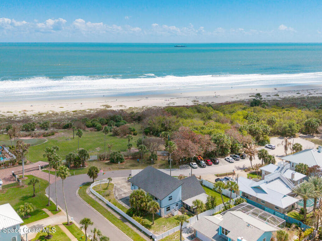 397 Harbor Drive, Cape Canaveral, FL 32920