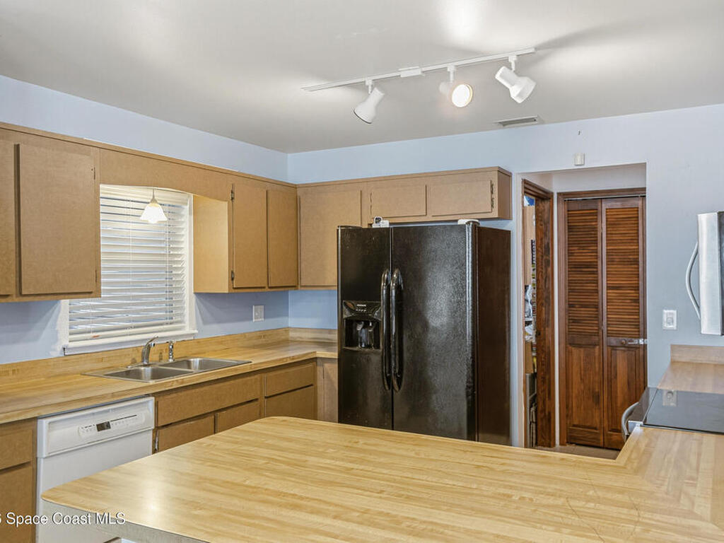 397 Harbor Drive, Cape Canaveral, FL 32920