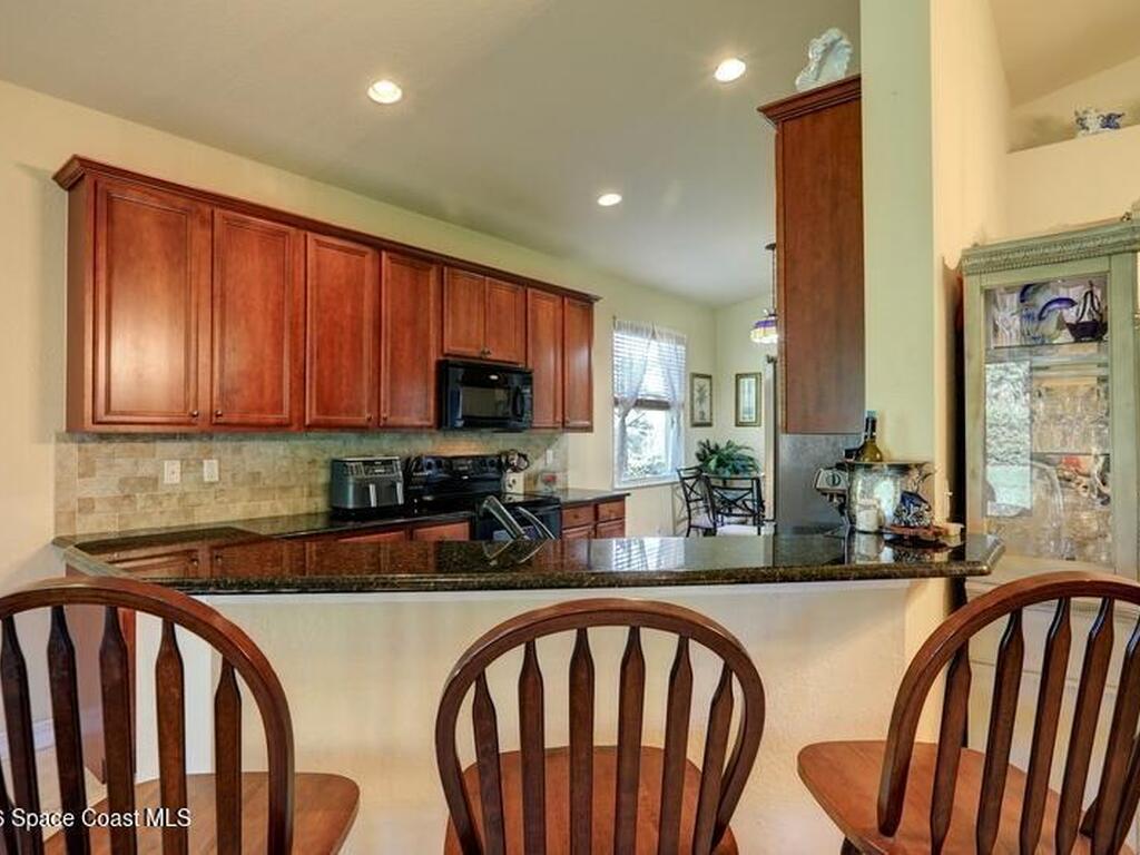 5561 57th Way, Vero Beach, FL 32967