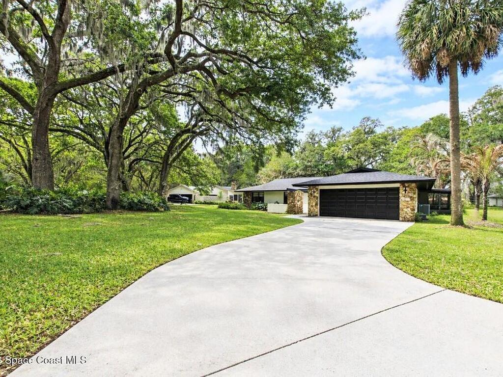 5374 Crooked Oak Circle, St. Cloud, FL 34771