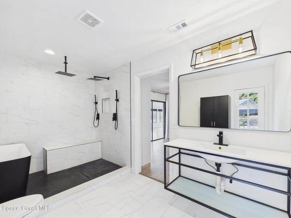 5374 Crooked Oak Circle, St. Cloud, FL 34771