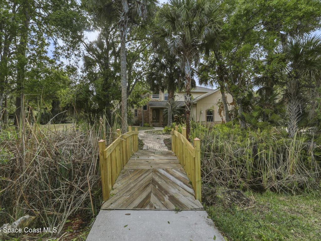 2300 Duncil Lane, Malabar, FL 32950