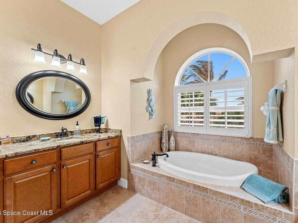 5565 S Highway A1a, Melbourne Beach, FL 32951