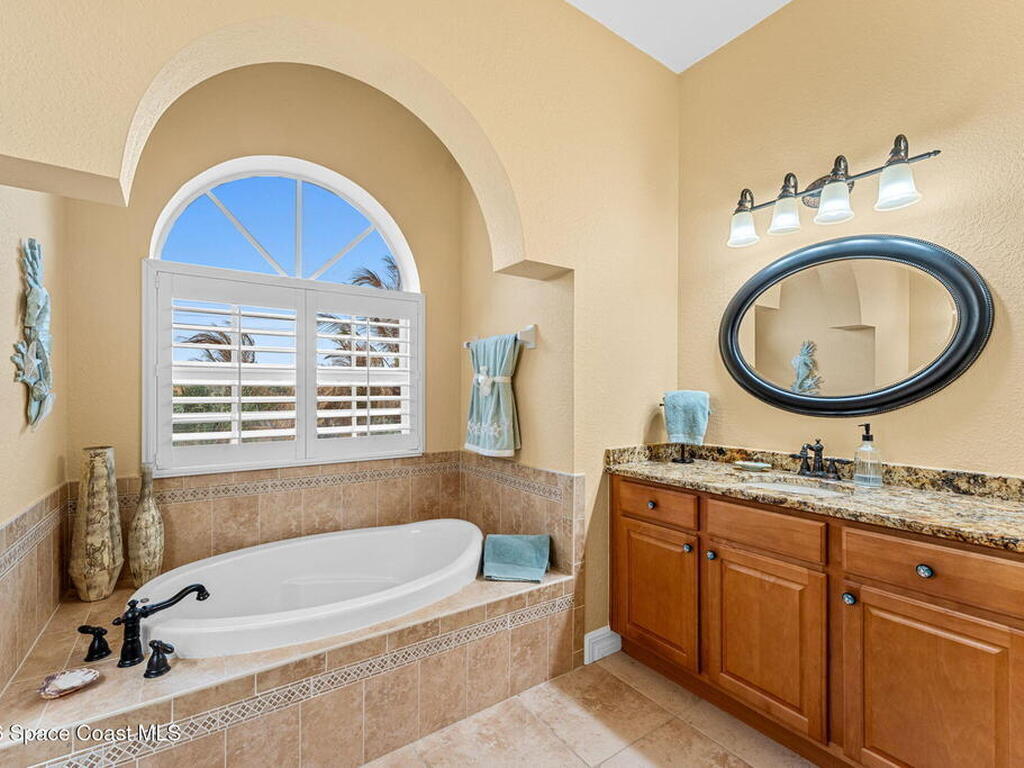 5565 S Highway A1a, Melbourne Beach, FL 32951