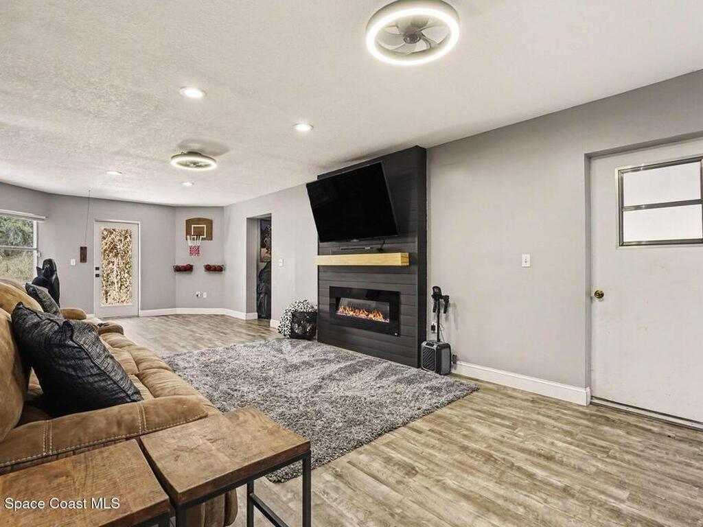 974 Citrus Avenue, Palm Bay, FL 32905