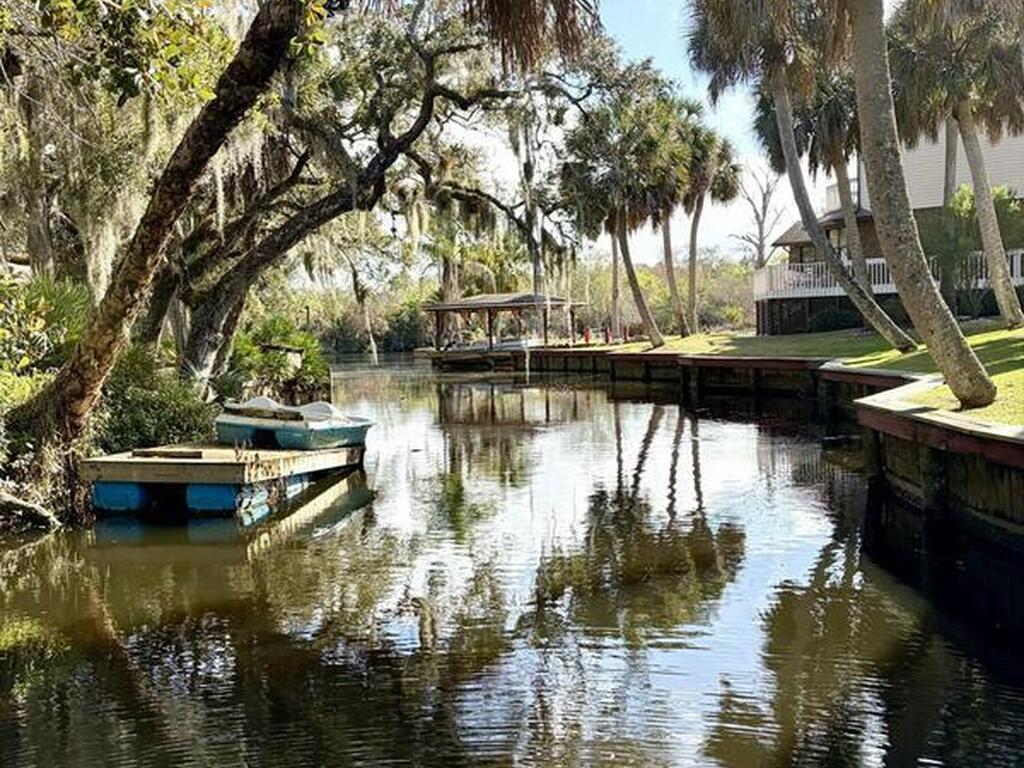 974 Citrus Avenue, Palm Bay, FL 32905