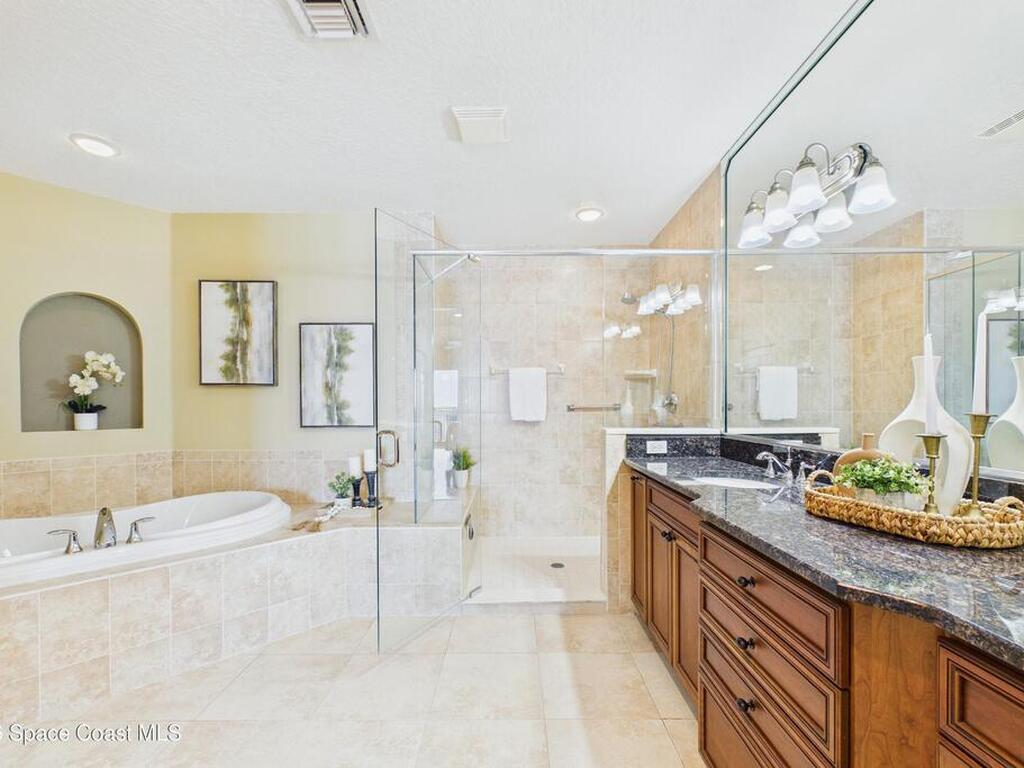 15 N Indian River Drive, Cocoa, FL 32922