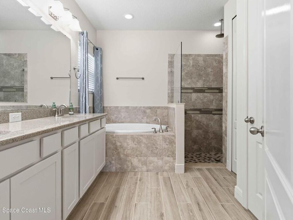 3333 Rushing Waters Drive, West Melbourne, FL 32904