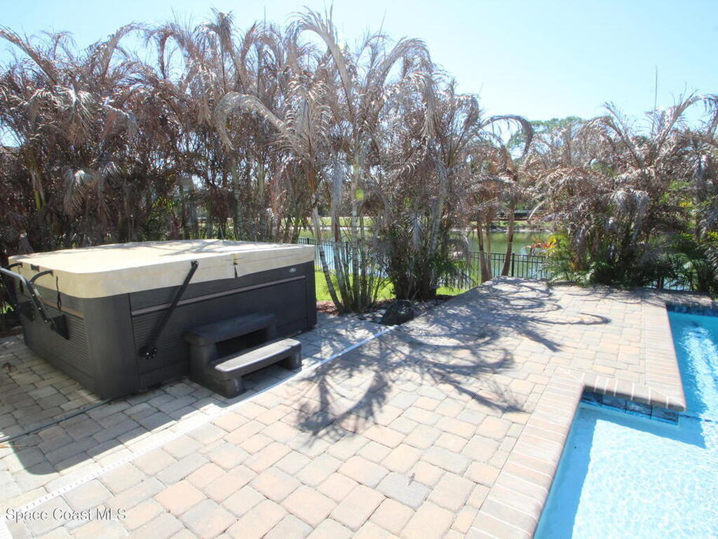 3333 Rushing Waters Drive, West Melbourne, FL 32904