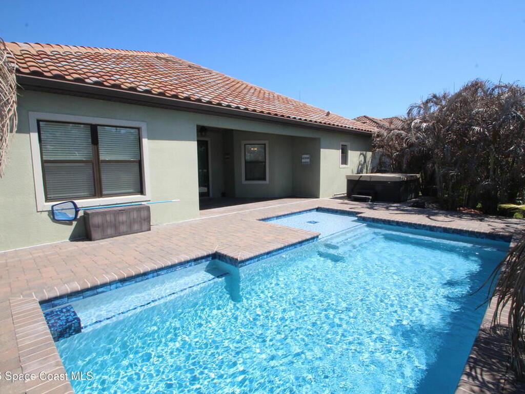 3333 Rushing Waters Drive, West Melbourne, FL 32904