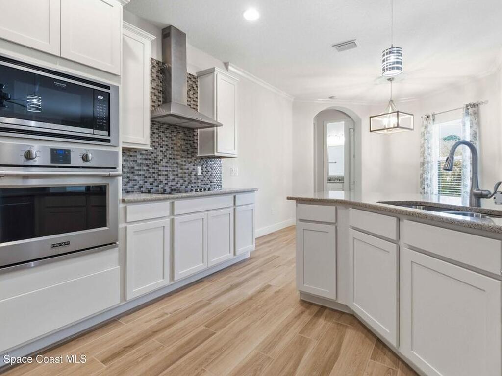 3333 Rushing Waters Drive, West Melbourne, FL 32904