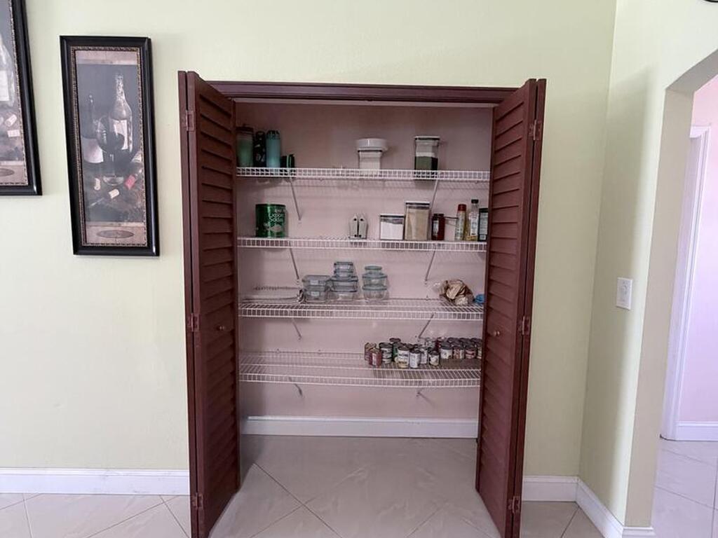 2601 Lakehurst Avenue, Palm Bay, FL 32908