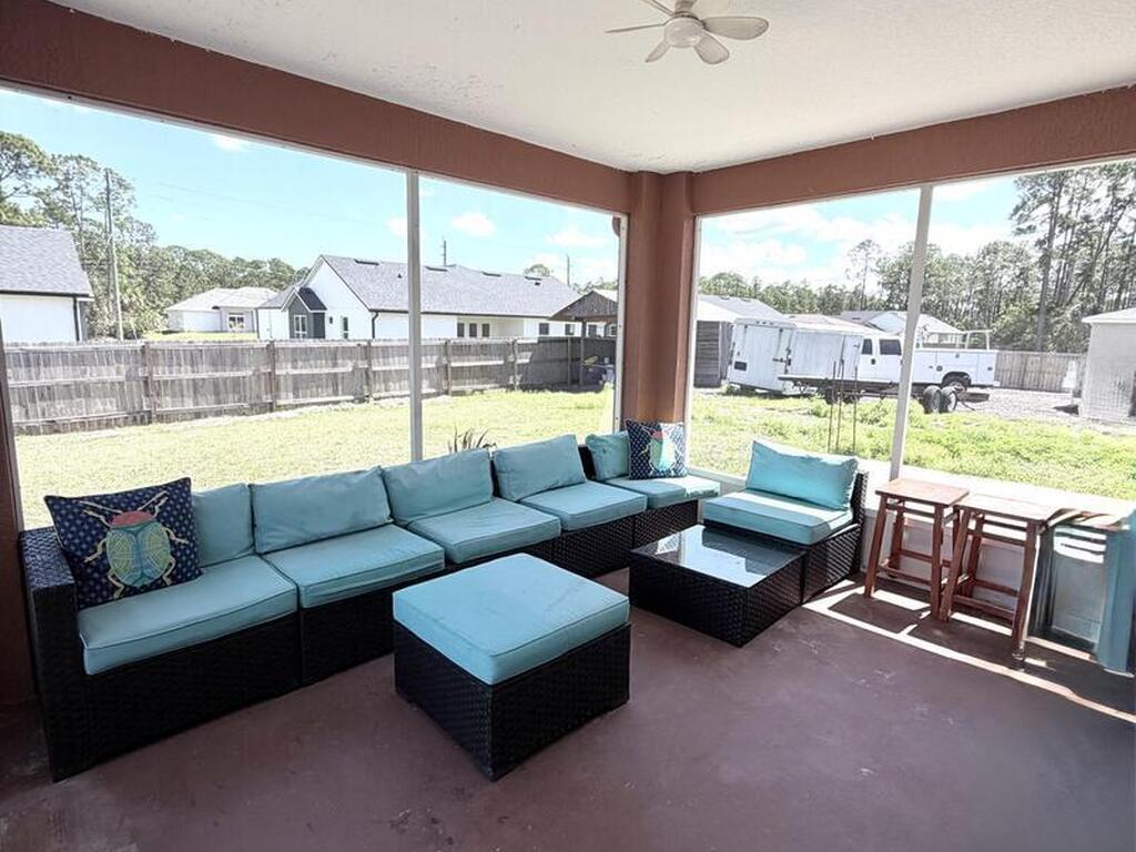 2601 Lakehurst Avenue, Palm Bay, FL 32908