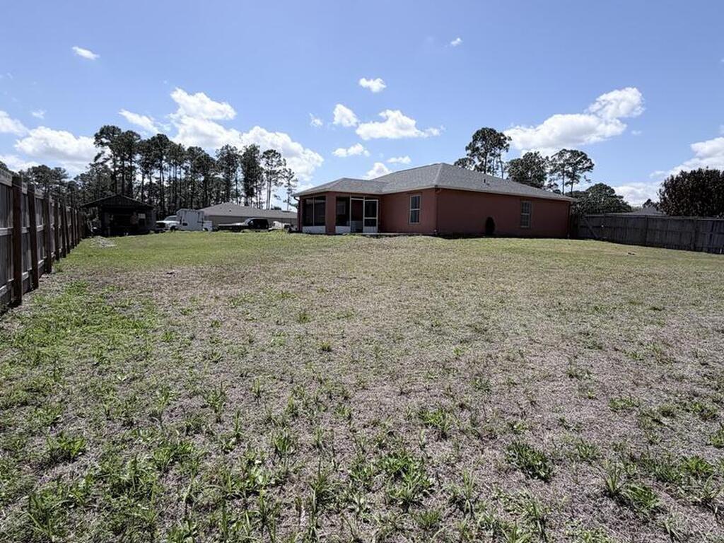 2601 Lakehurst Avenue, Palm Bay, FL 32908