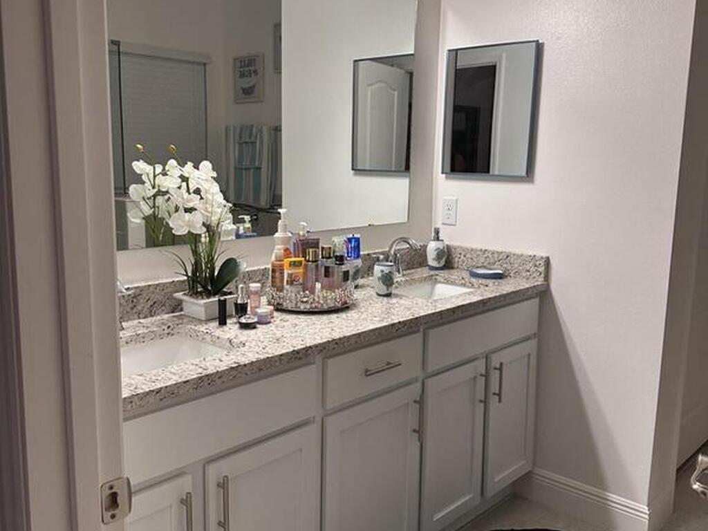 1230 Island Avenue, Palm Bay, FL 32907