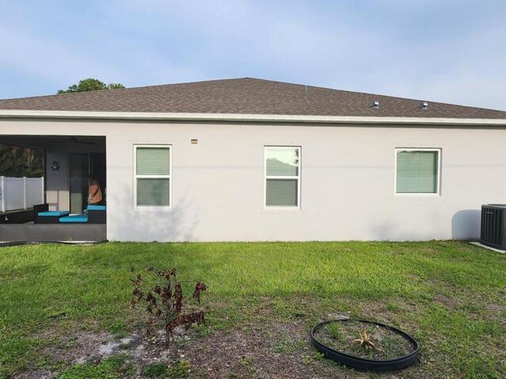 1230 Island Avenue, Palm Bay, FL 32907
