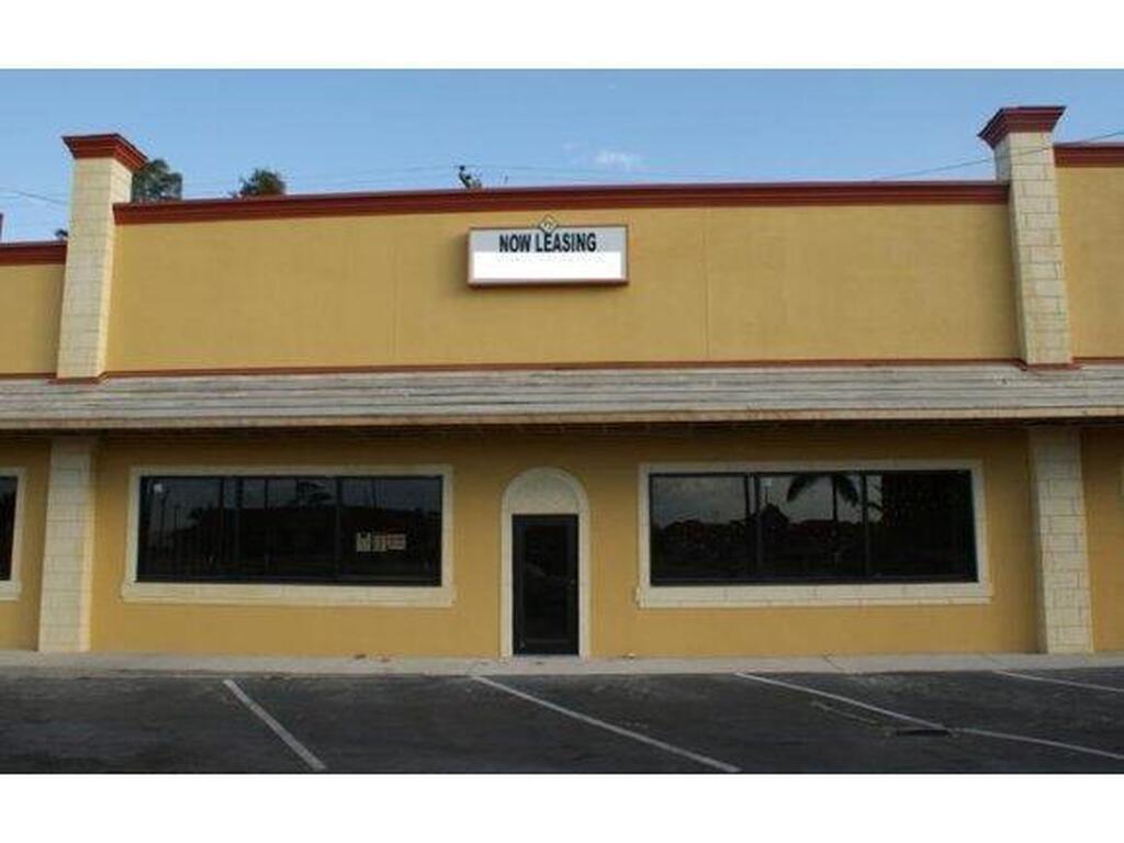 230 E Merritt Island Causeway, Merritt Island, FL 32952