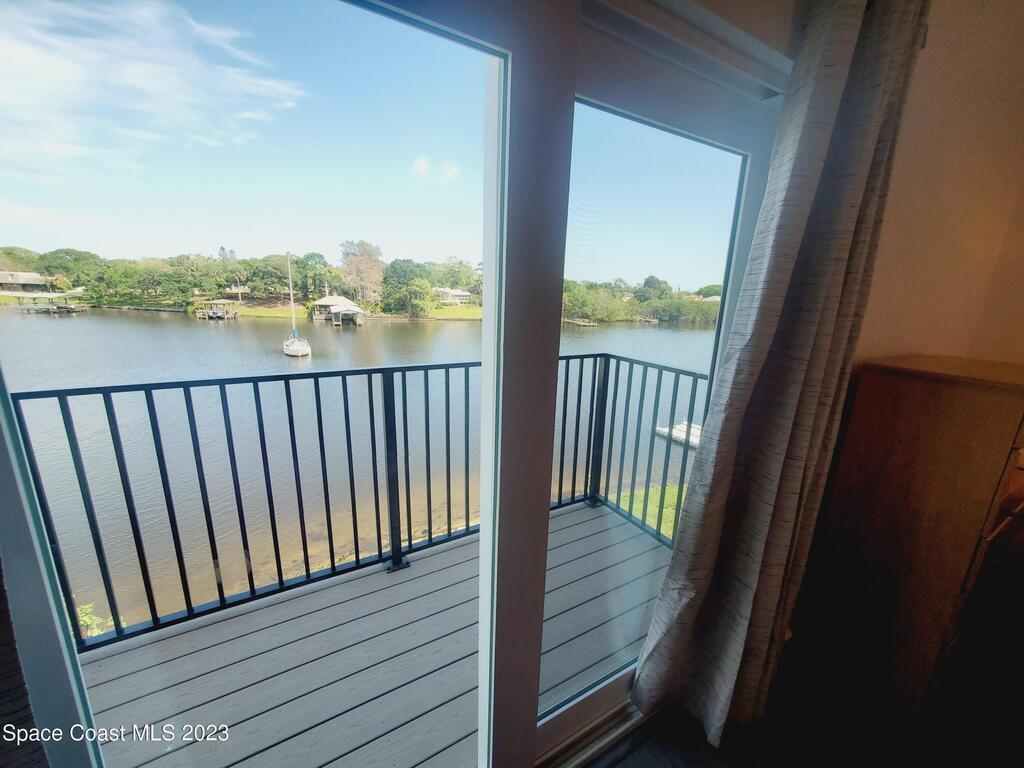 933 Paddleboard Court, Melbourne, FL 32935