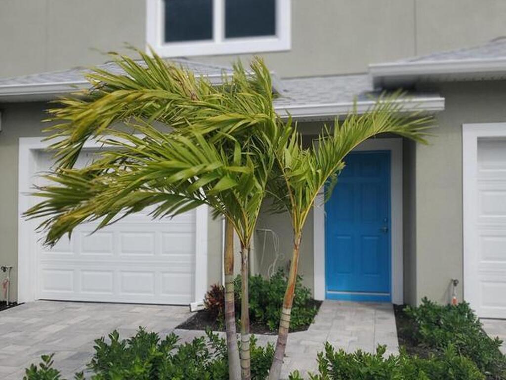 933 Paddleboard Court, Melbourne, FL 32935