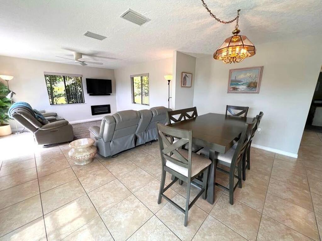 9 Point View Place, Cocoa, FL 32926