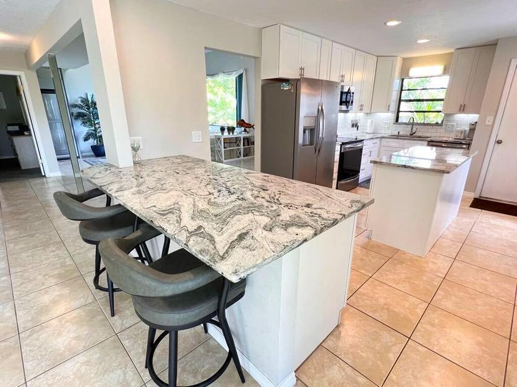 9 Point View Place, Cocoa, FL 32926