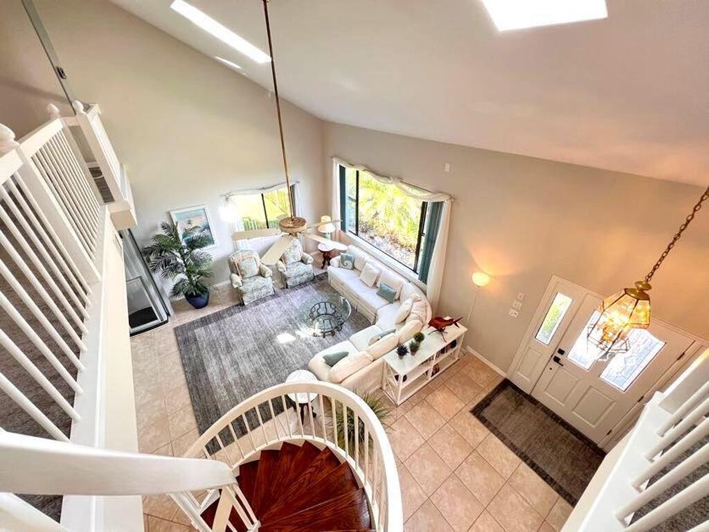 9 Point View Place, Cocoa, FL 32926