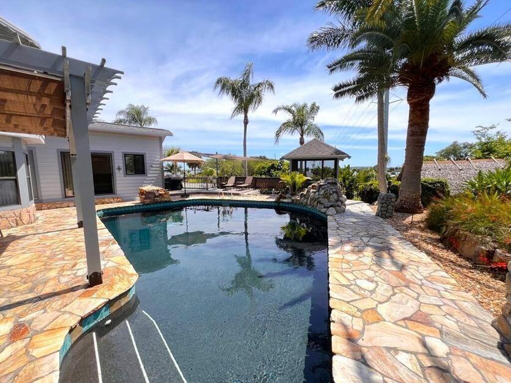 9 Point View Place, Cocoa, FL 32926