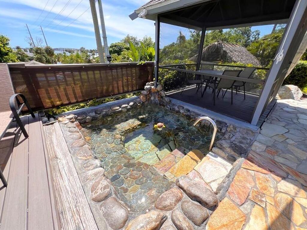 9 Point View Place, Cocoa, FL 32926