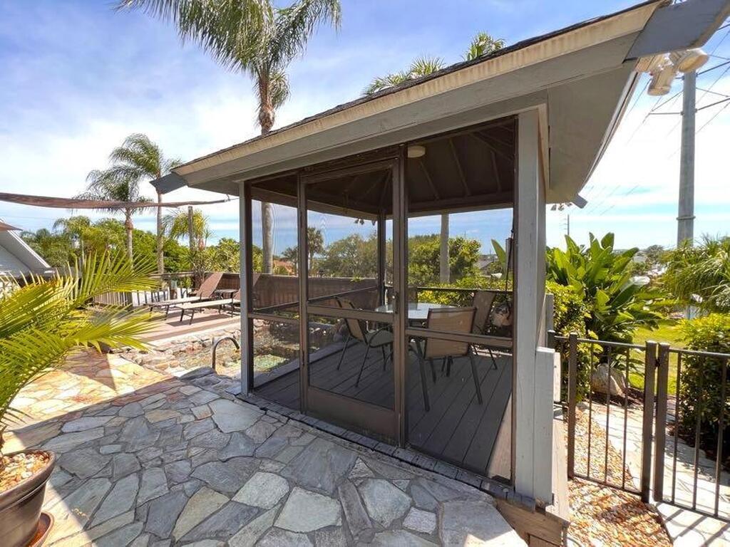 9 Point View Place, Cocoa, FL 32926