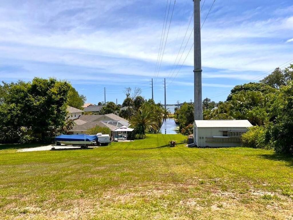 9 Point View Place, Cocoa, FL 32926