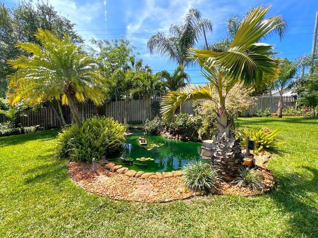 9 Point View Place, Cocoa, FL 32926