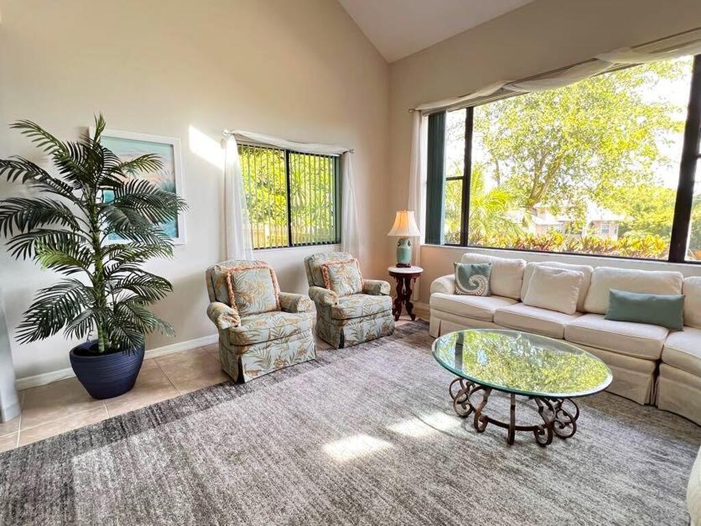 9 Point View Place, Cocoa, FL 32926