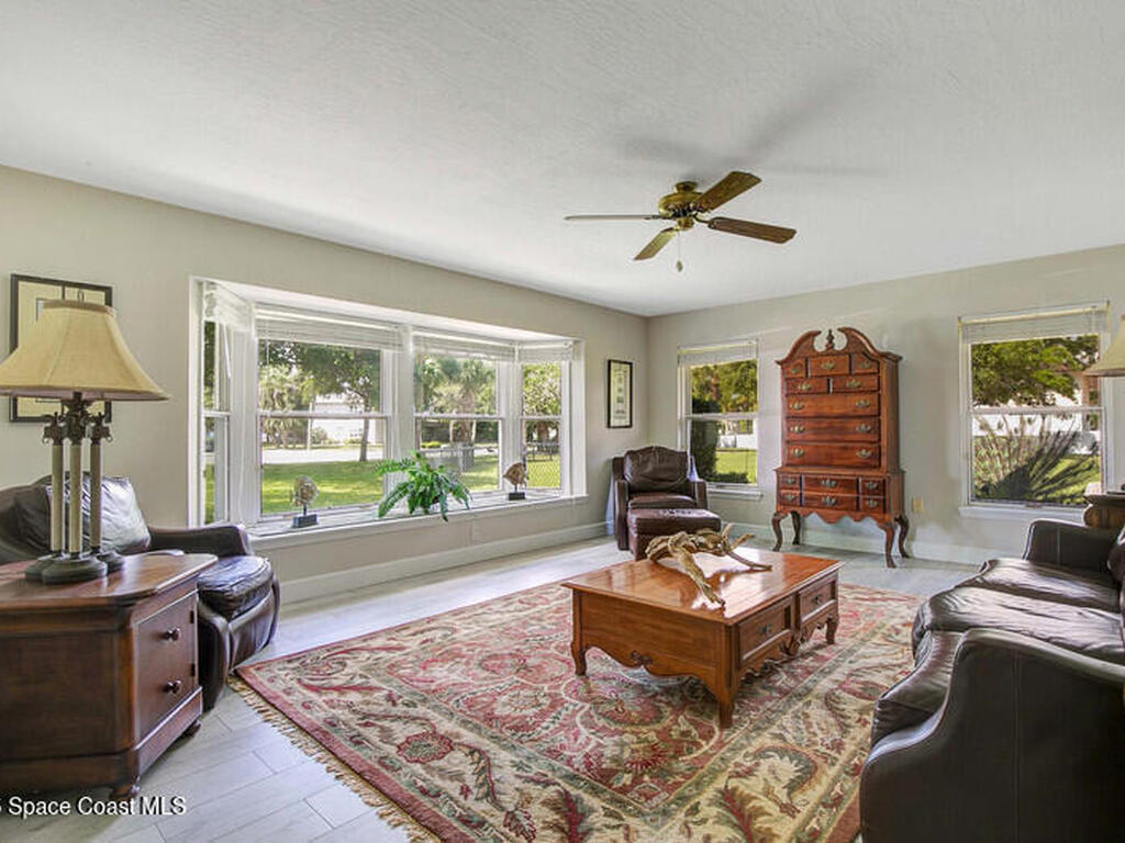 250 E Central Boulevard, Cape Canaveral, FL 32920