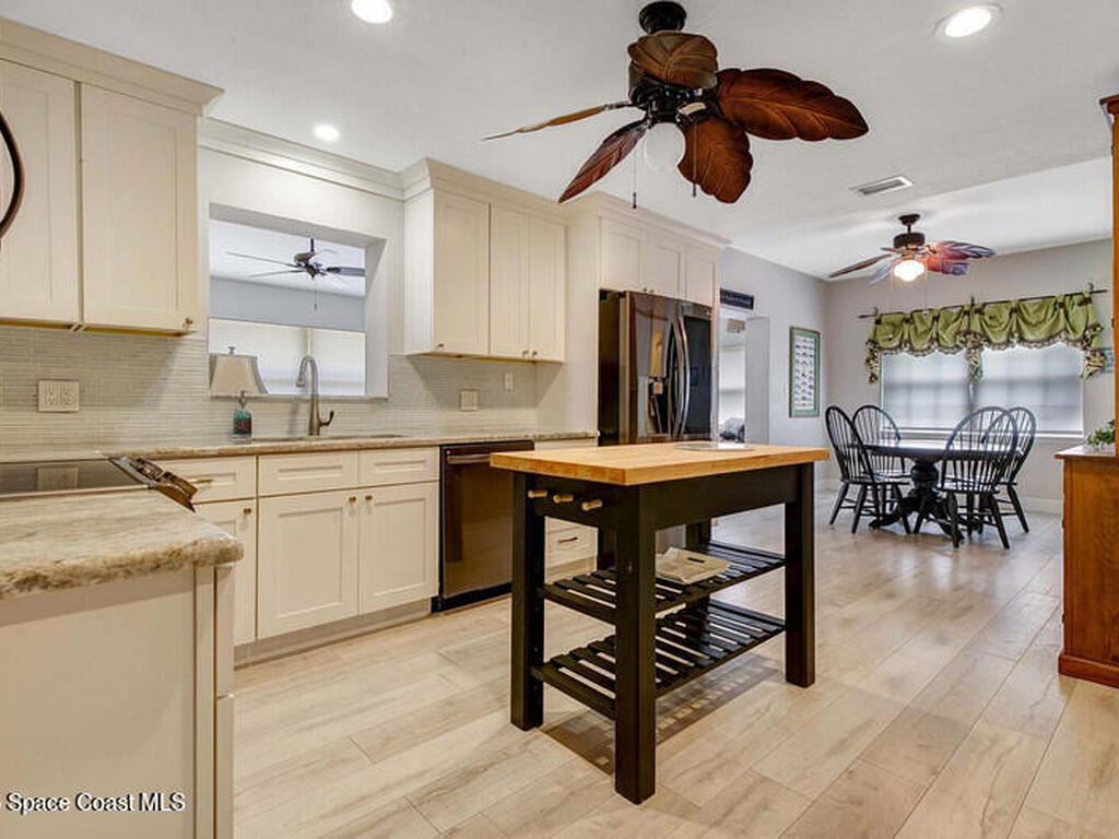 250 E Central Boulevard, Cape Canaveral, FL 32920