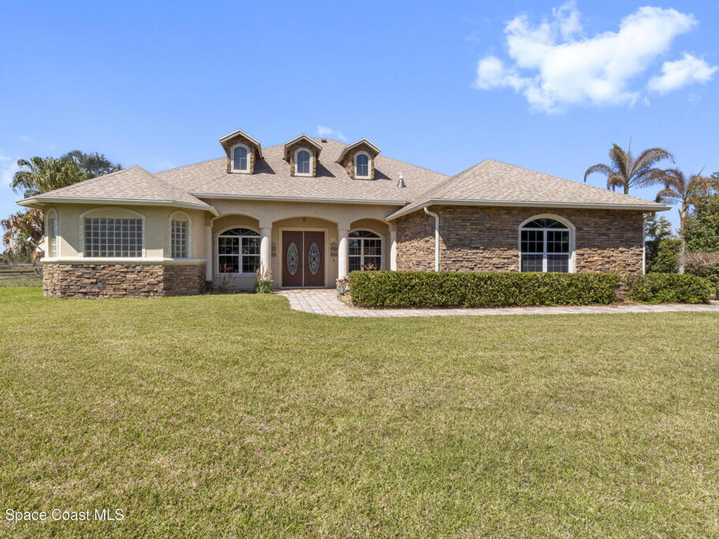 14450 111th Street, Fellsmere, FL 32948