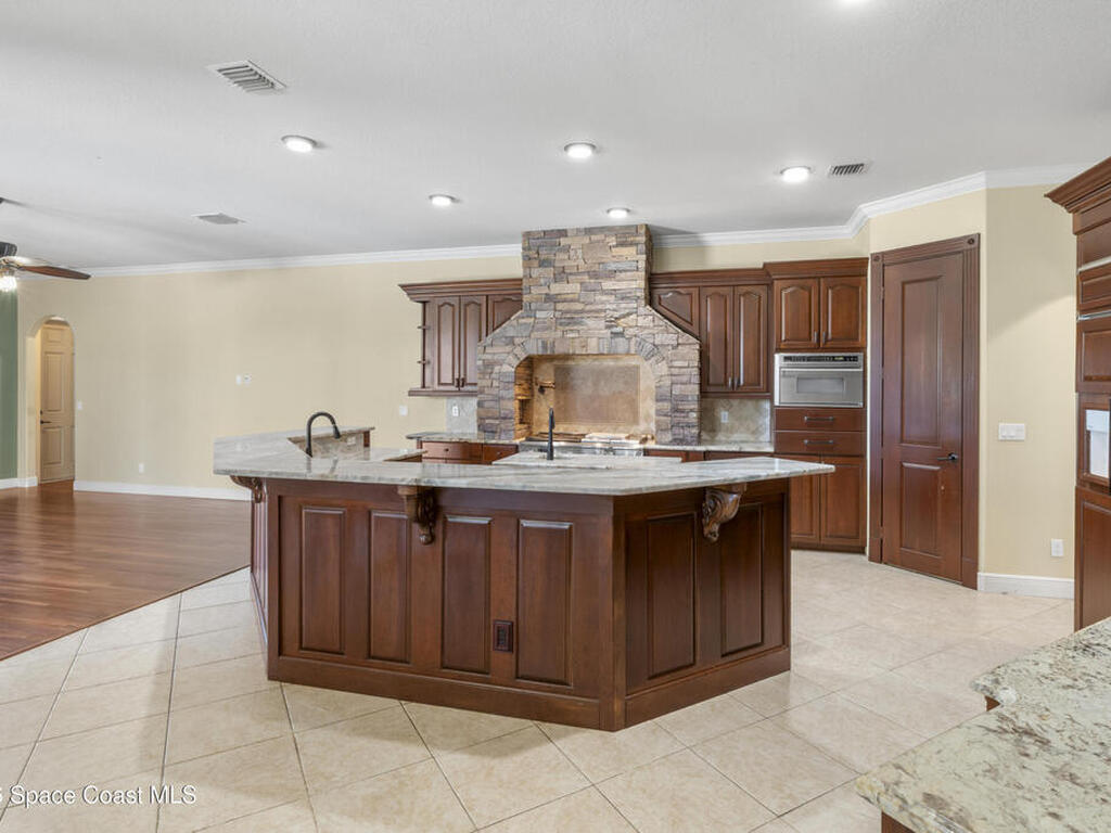 14450 111th Street, Fellsmere, FL 32948