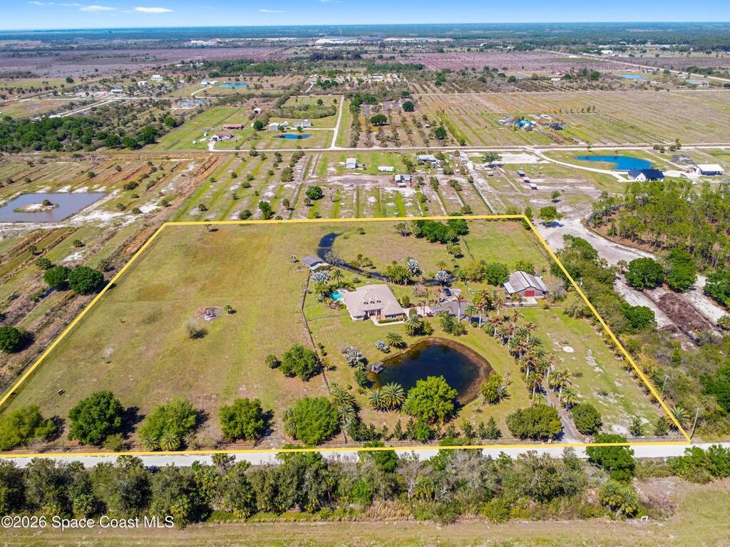 14450 111th Street, Fellsmere, FL 32948