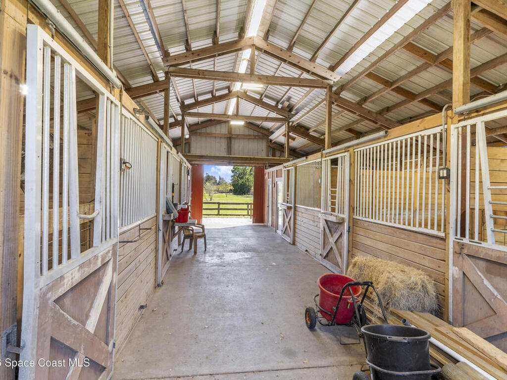 14450 111th Street, Fellsmere, FL 32948